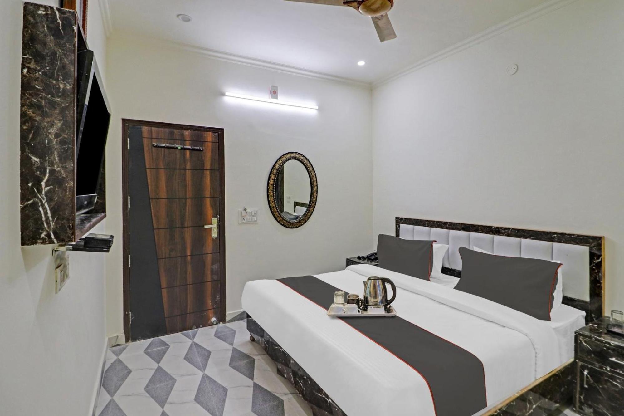 O Royal Orbit Hotel