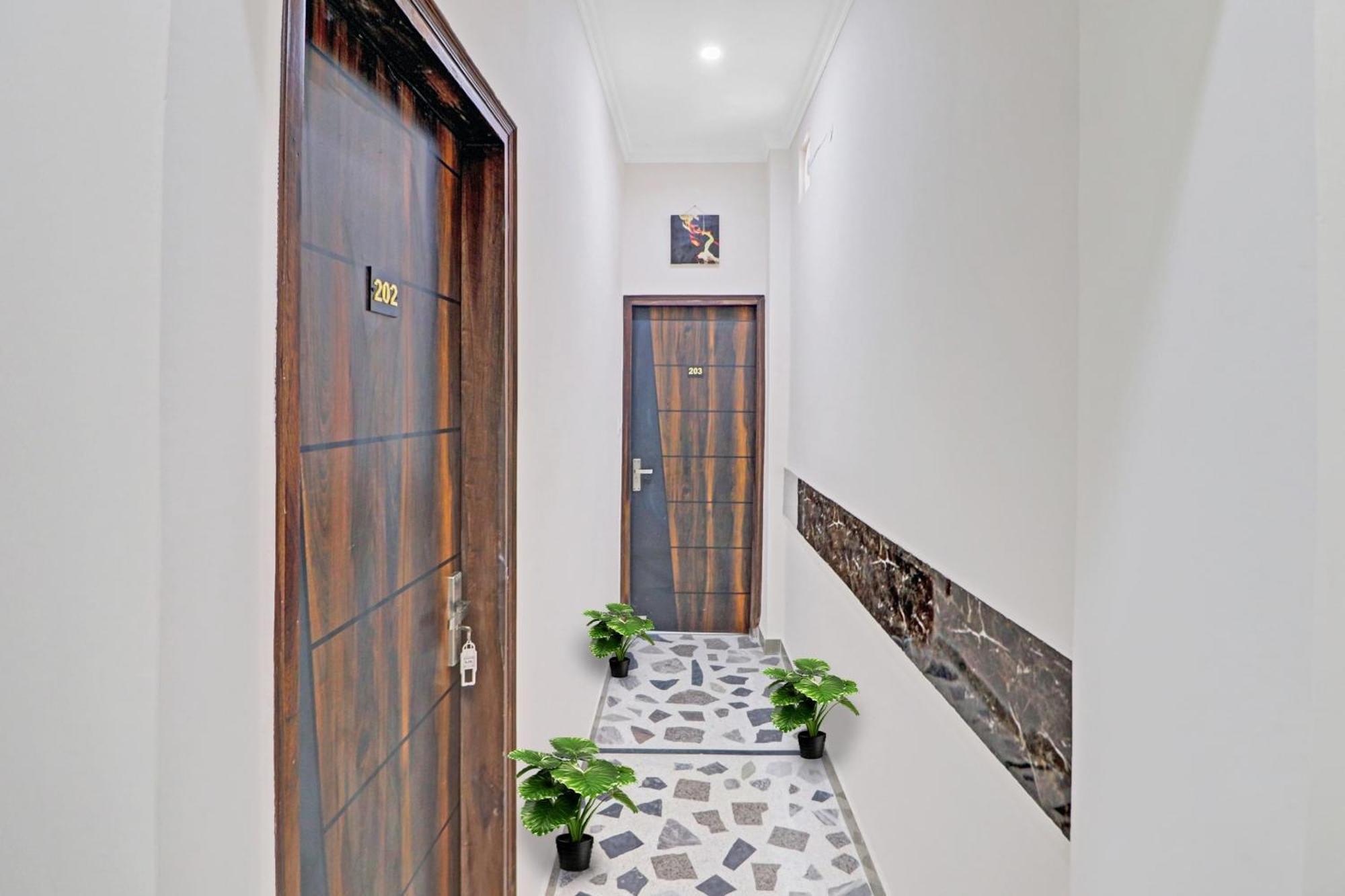 O Royal Orbit Hotel New Delhi